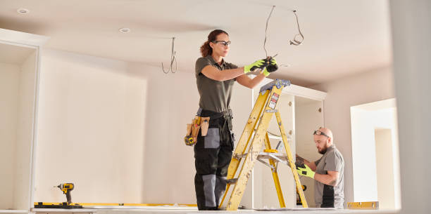 Best Licensed Electrician  in Bingham Farms, MI