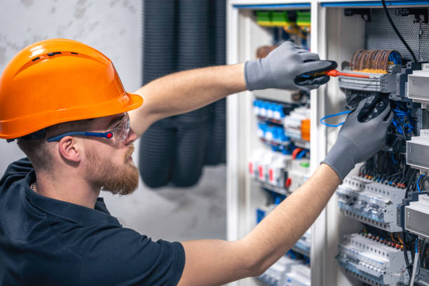 Best Emergency Electrician Near Me  in Bingham Farms, MI